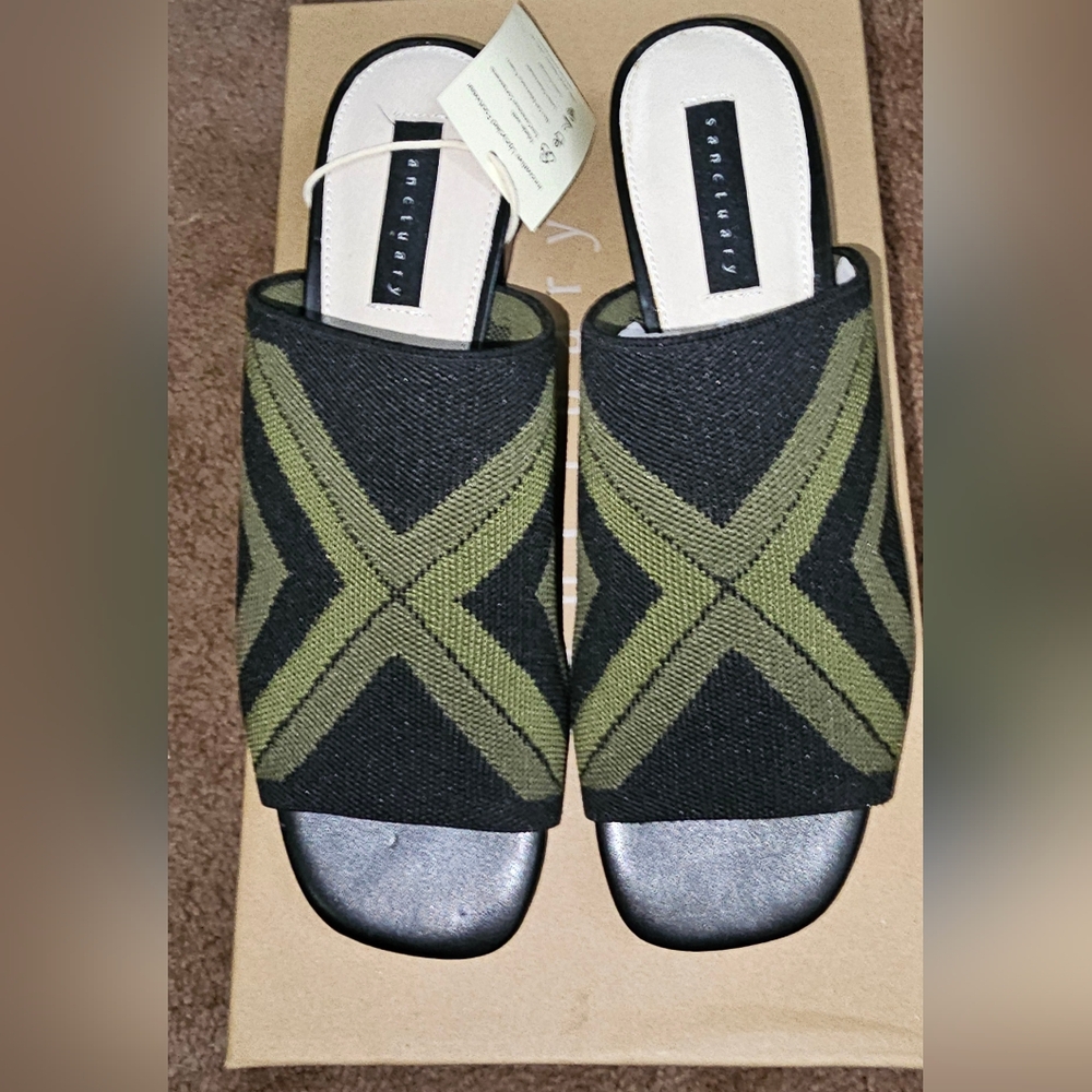 Sanctuary SA-Ruby Mules Black Moss Green Size 8.5M NWT Sustainable